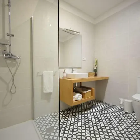 Villa Superb 4 Bedrooms Arrincao Sauna Stunning Valley Views