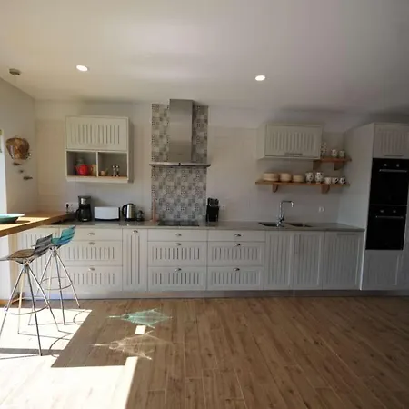 Villa Superb 4 Bedrooms Arrincao Sauna *