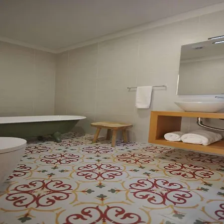 Willa Superb 4 Bedrooms Arrincao Sauna Ponte de Lima